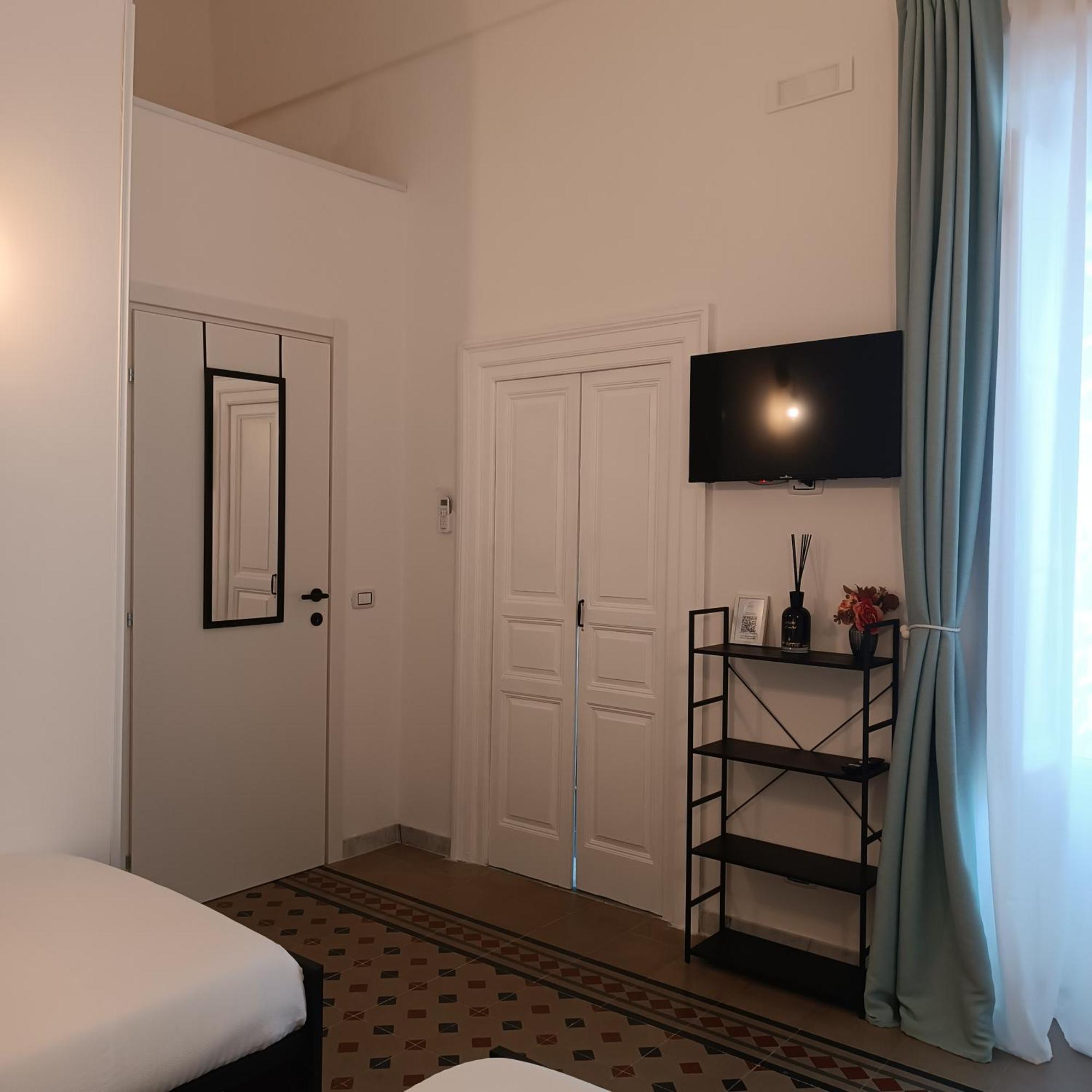 Dimora Tarantina Hotell Taranto Eksteriør bilde